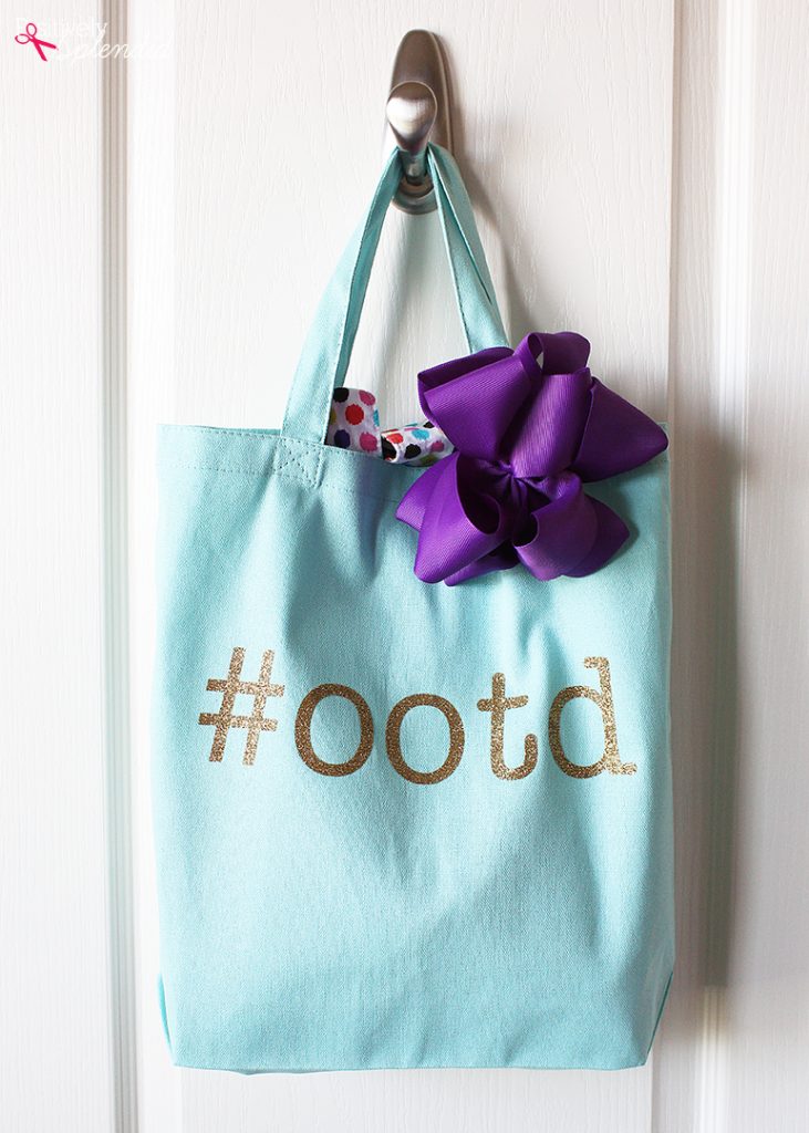 Outfit of the Day Tote Idea from Positively Splendid #momwins