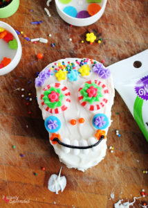 Sugar skull Rice Krispies treats for Day of the Dead. So colorful and clever! #RiceKrispies