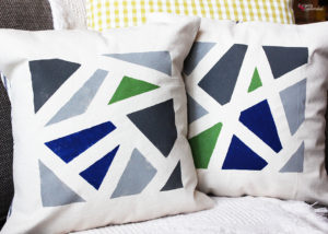 DIY Geometric Painted Pillow Tutorial by Positively Splendid #plaidcreators