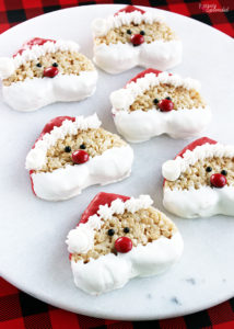 Santa Rice Krispies Treats - SO adorable and easy to make! #RiceKrispies