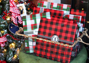 Advent Christmas Book Countdown Idea - Unwrap a Christmas book to read together every day leading up to Christmas. Such a wonderful idea!
