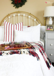 5 great tips for how to create a cozy guest room retreat in your home. Smart and budget-friendly ideas! #BHGLiveBetter