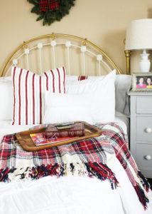 5 great tips for how to create a cozy guest room retreat in your home. Smart and budget-friendly ideas! #BHGLiveBetter