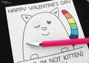 Absolutely adorable free kitten valentine printables from Positively Splendid. The Pixy Stix whiskers are perfect!