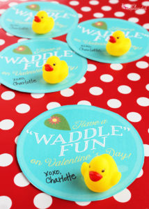 So adorable! Free rubber duck valentine printable at Positively Splendid.