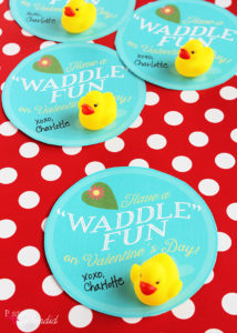 So adorable! Free rubber duck valentine printable at Positively Splendid.