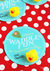 So adorable! Free rubber duck valentine printable at Positively Splendid.