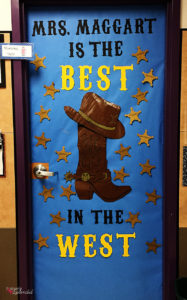 This is a great collection of clever and unique teacher appreciation door ideas!