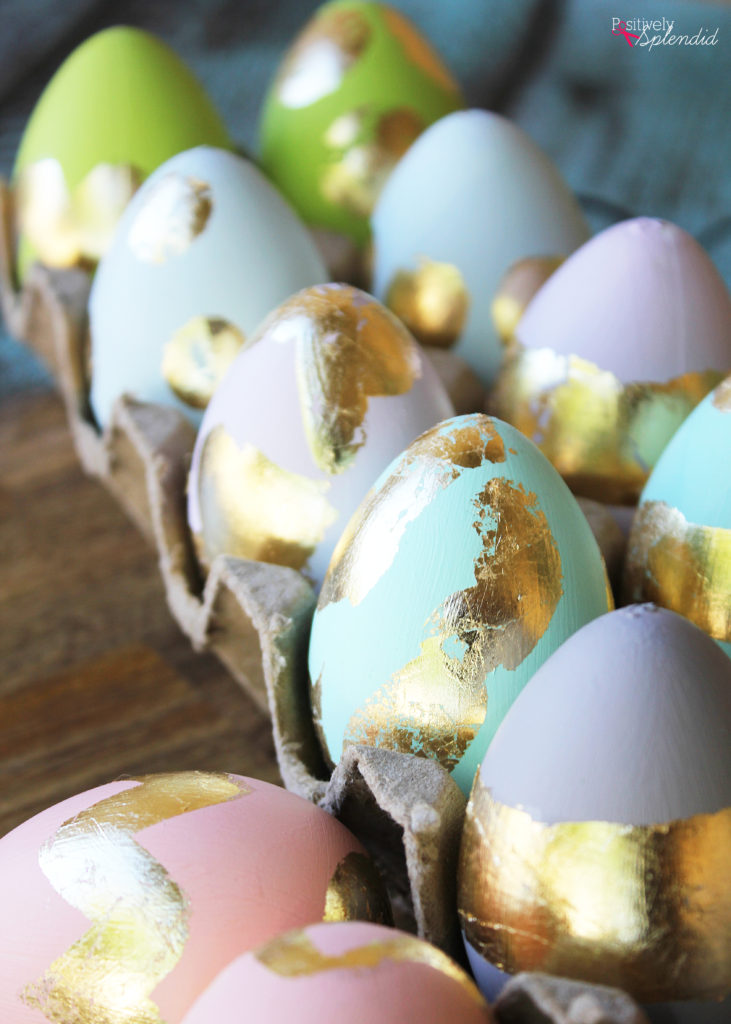 These gilded Easter eggs are a beautiful DIY Easter egg idea!