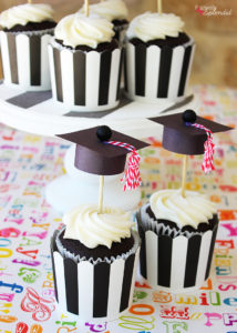 Adorable DIY graduation cap cupcake toppers turn store-bought cupcakes into the perfect party treat! #givebakery