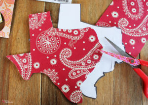United States Mod Podge Bulletin Board - A great idea for sprucing up an old cork board! #plaidcreators