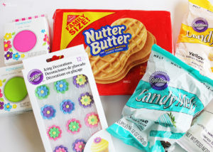 How to make Nutter Butter flip flops. Such a cute and easy idea for summer! #michaelsmakers