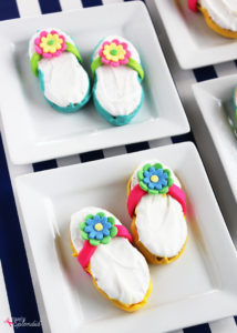 How to make Nutter Butter flip flops. Such a cute and easy idea for summer! #michaelsmakers