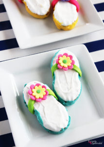 How to make Nutter Butter flip flops. Such a cute and easy idea for summer! #michaelsmakers