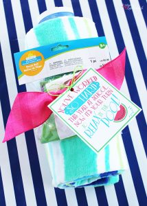 Teacher Pool Gift Idea with Free Printables - A great idea for teacher appreciation for the end of the school year!