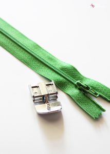 DIY Zipper Pencil Pouch - A great project to use up scraps, and easy enough for beginners! #makeitwithmichaels