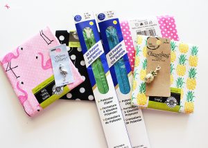 DIY Zipper Pencil Pouch - A great project to use up scraps, and easy enough for beginners! #makeitwithmichaels