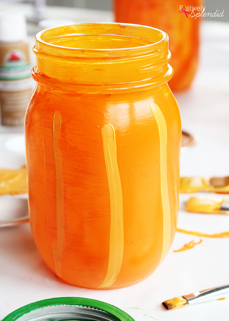 Easy Pumpkin Mason Jar Fall Craft Idea - Perfect for fall jar muffin and cookie mixes!