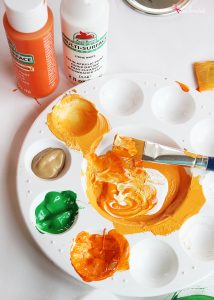 Easy Pumpkin Mason Jar Fall Craft Idea - Perfect for fall jar muffin and cookie mixes!