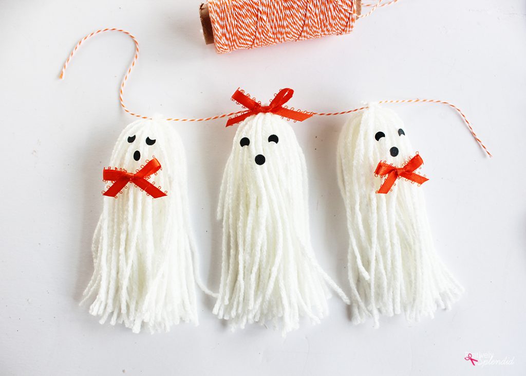 Halloween Tassel Ghosts Positively Splendid {Crafts, Sewing, Recipes