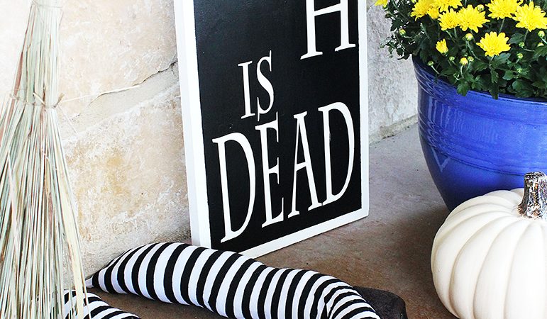 Wicked Witch Leg DIY Halloween Porch Decor Idea - So fun and festive!
