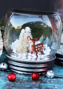 How to make a DIY Mason jar snow globe.