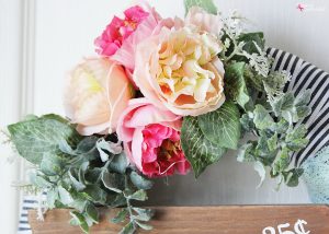 Floral Valentine's Day Wreath at PositivelySplendid.com