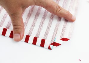 How to Sew Mitered Corners (The Easy Way!)