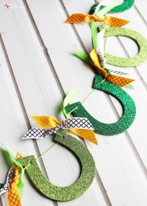 Glittered Horseshoe Garland St. Patrick's Day Craft Idea