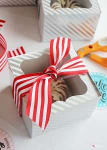 Miniature Cake Teacher Appreciation Gift Idea (Free printable tags!)