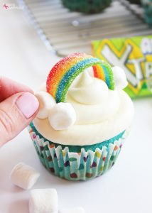 How to Make Rainbow Cupcakes