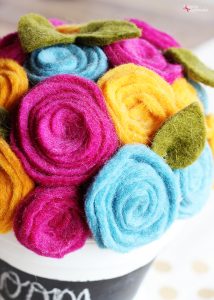 How to Make Felt Flowers