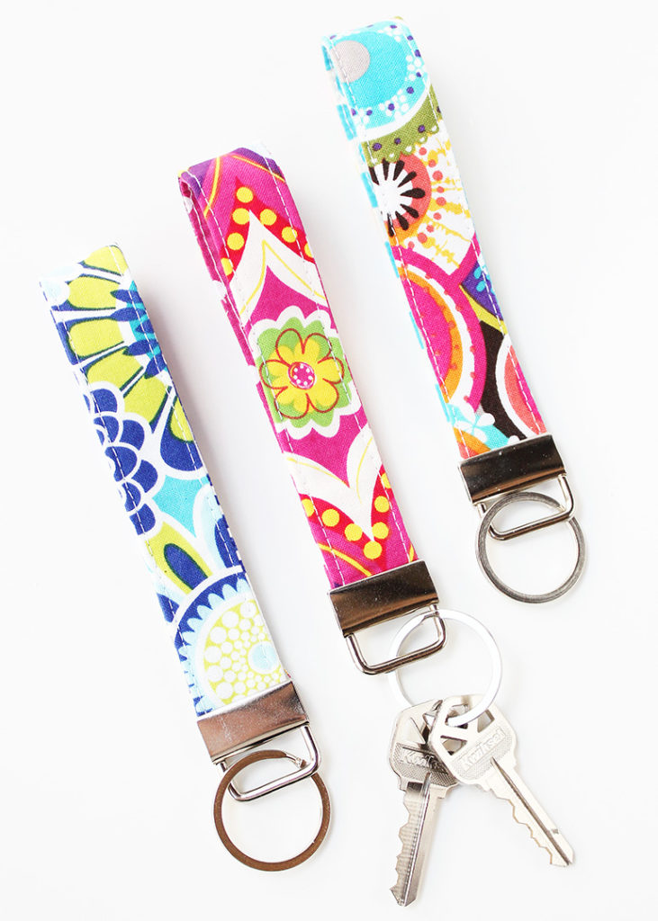 DIY Fabric Key Fobs Positively Splendid {Crafts, Sewing, Recipes and