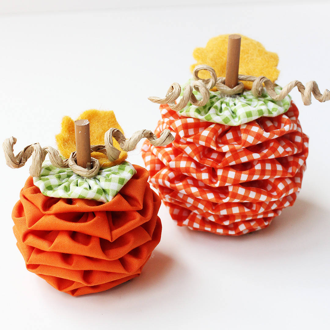 Make Fabric Pumpkins